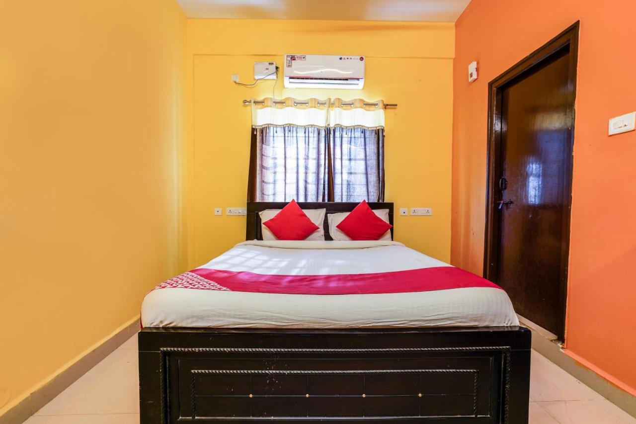Oyo 70286 Svr Grand Hyderabad Exterior photo